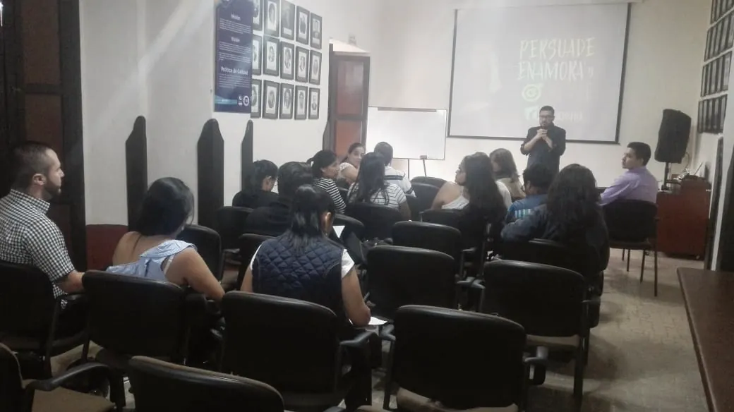 Registro fotográfico de una jornada de conferencia o formación OSABUENA, fotografía 41